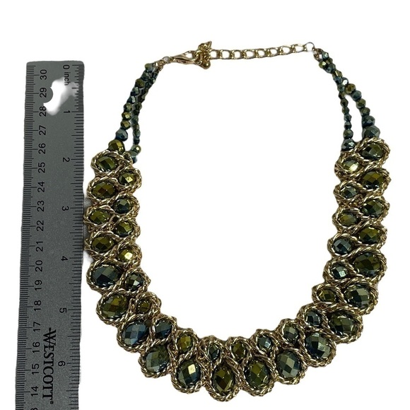Statement necklace gold chain with iridescent beads - Picture 6 of 6